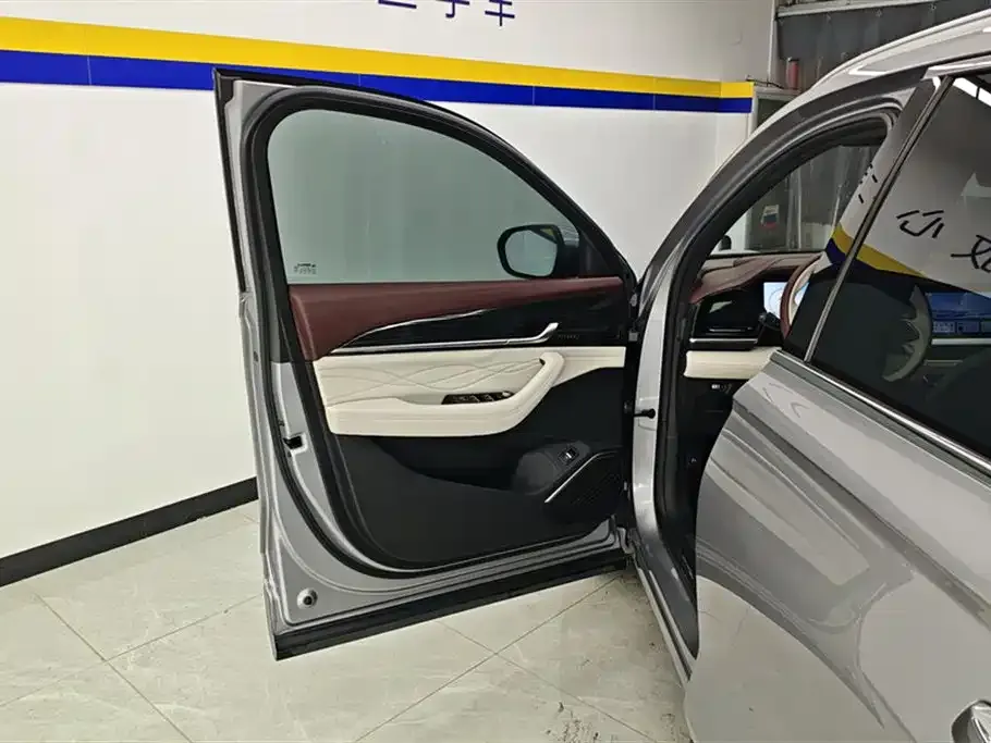 Geely Xingyue L 2022 из CN, фото 2
