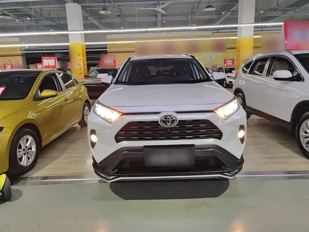 Toyota RAV4 2021 из CN, фото 3