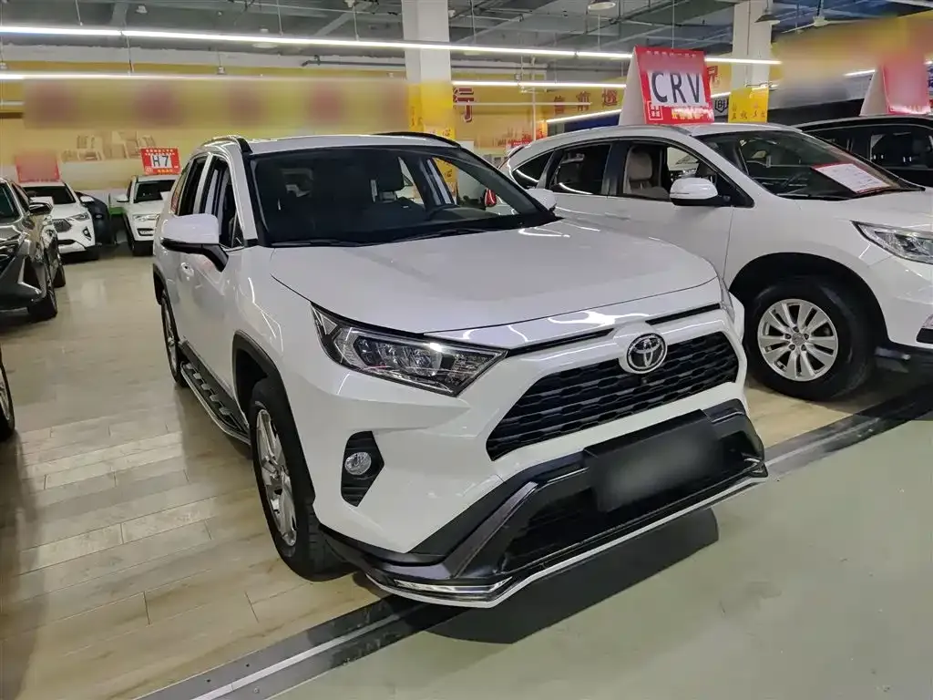 Toyota RAV4 2021 из CN, фото 4