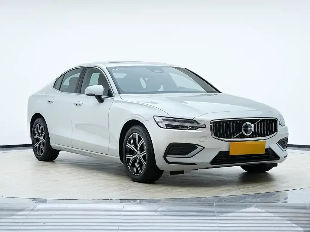 Volvo S60 2026 из CN, фото 10