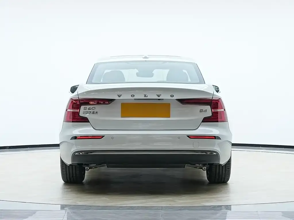 Volvo S60 2026 из CN, фото 6
