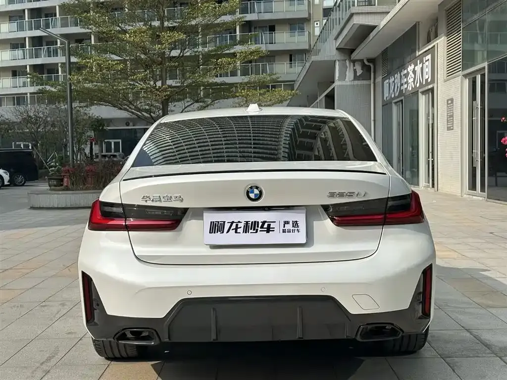 BMW 3 Series 2024 из CN, фото 4