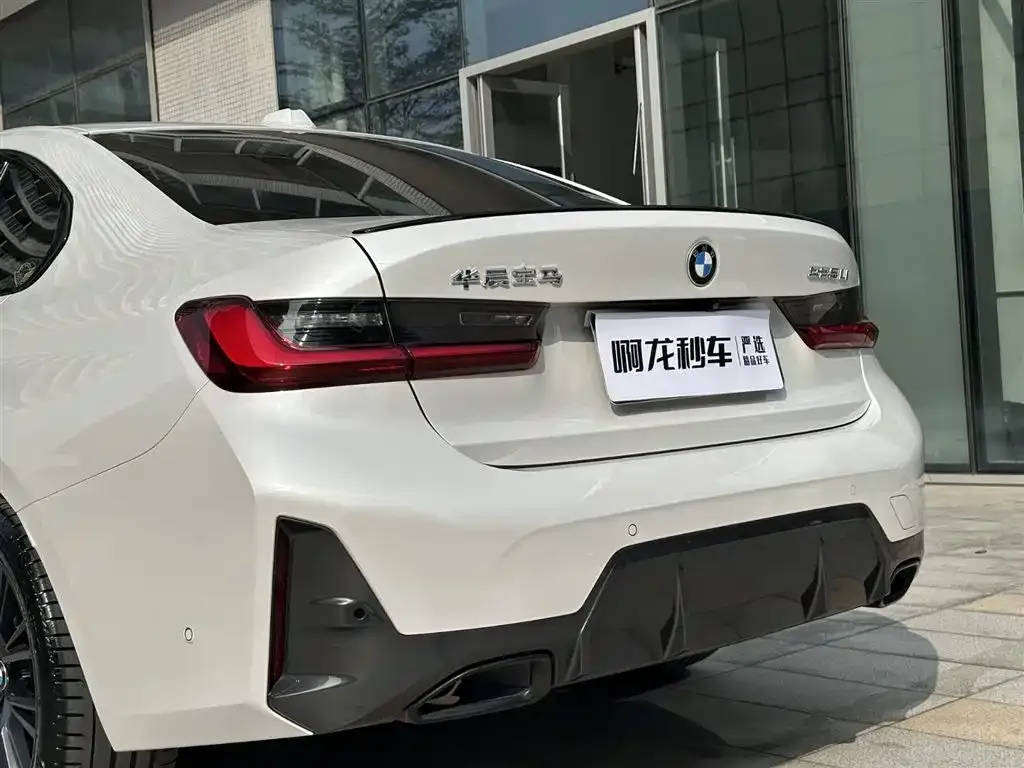BMW 3 Series 2024 из CN, фото 3