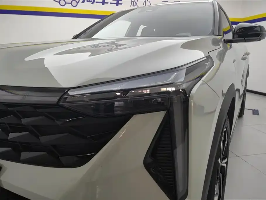 Geely Boyue 2024 из CN, фото 2