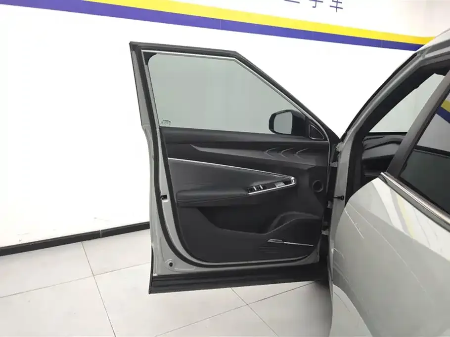 Geely Boyue 2024 из CN, фото 5