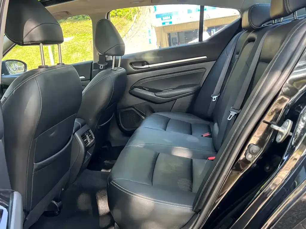 Nissan Teana 2022 из CN, фото 10
