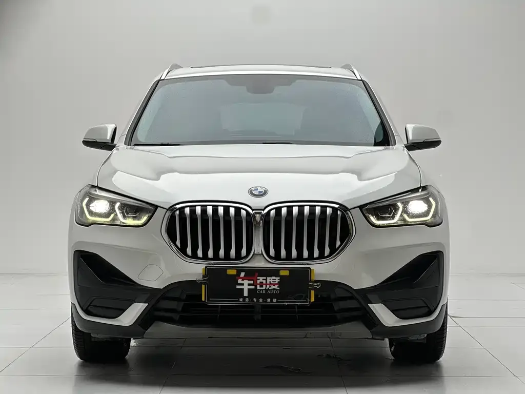 BMW X1 2021 из CN, фото 2