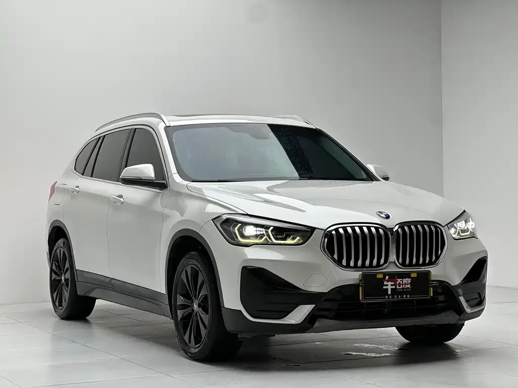 BMW X1 2021 из CN, фото 3
