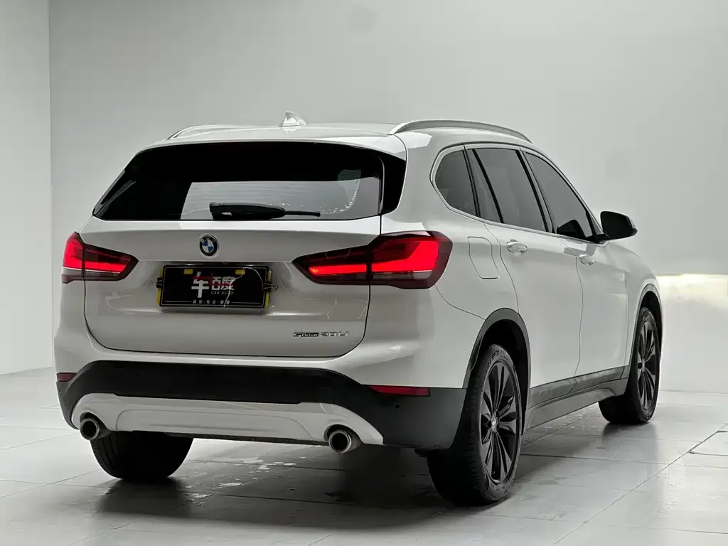 BMW X1 2021 из CN, фото 4
