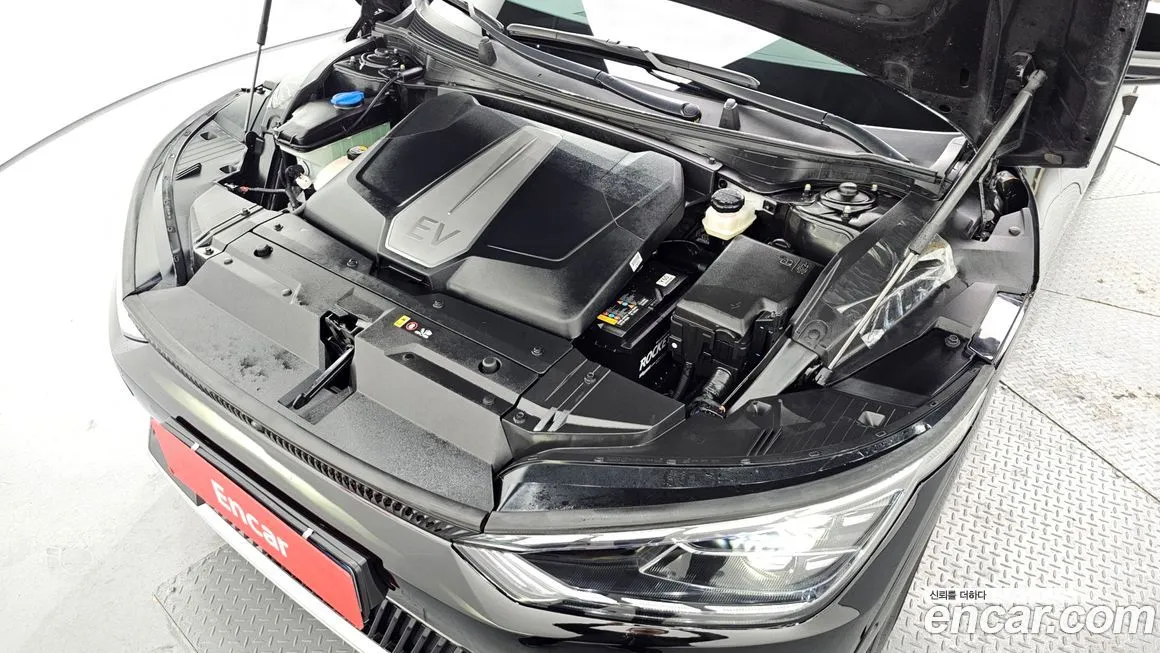Kia EV6 2023 из KR, фото 6