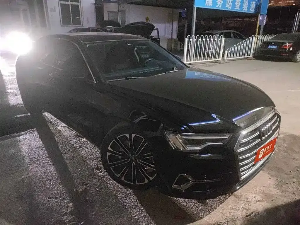 Audi A6L 2024 из CN, фото 5