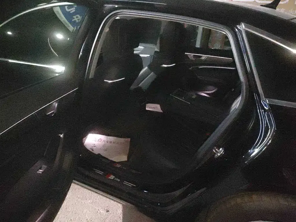 Audi A6L 2024 из CN, фото 7