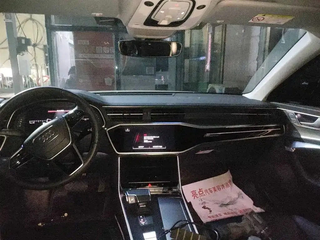 Audi A6L 2024 из CN, фото 8