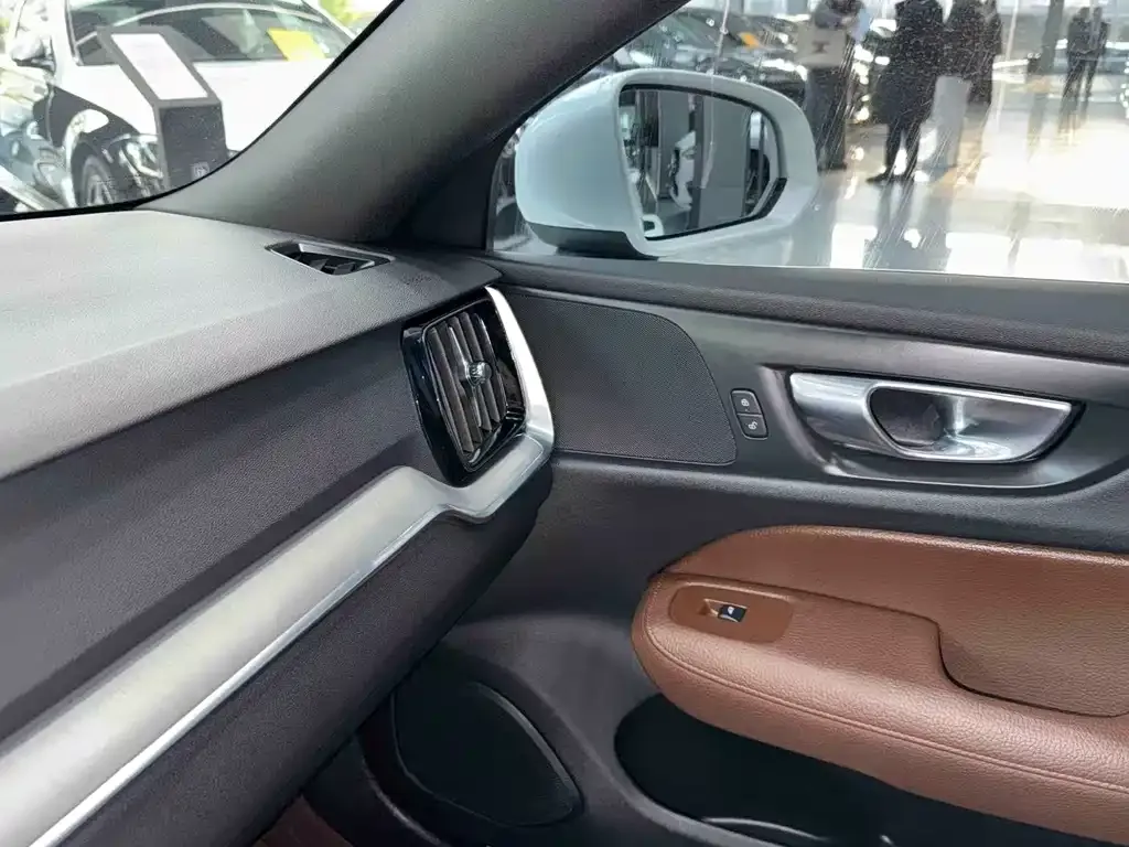 Volvo S60 2022 из CN, фото 6