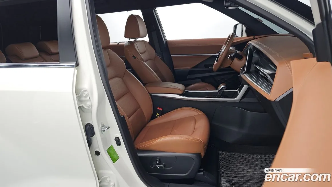 KG Mobility (Ssangyong) Torres — фото 10