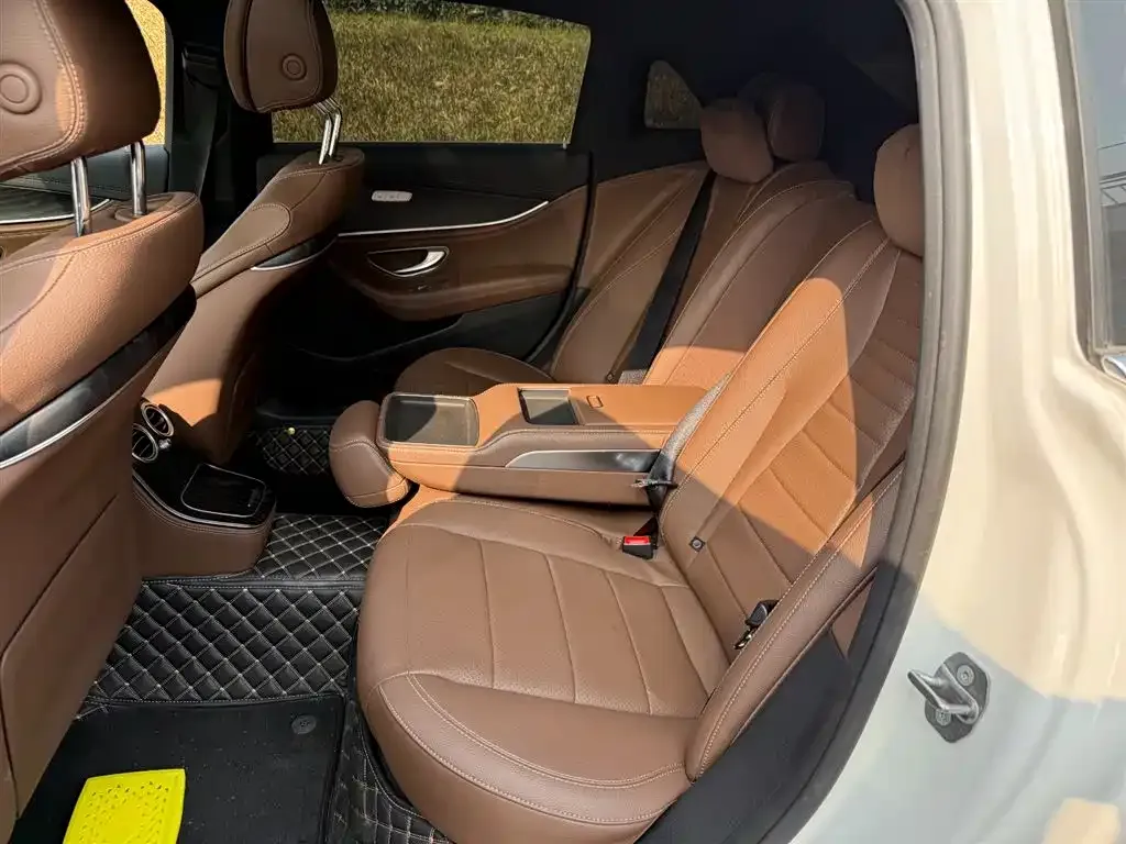 Mercedes-Benz E-Class New Energy 2022 из CN, фото 3