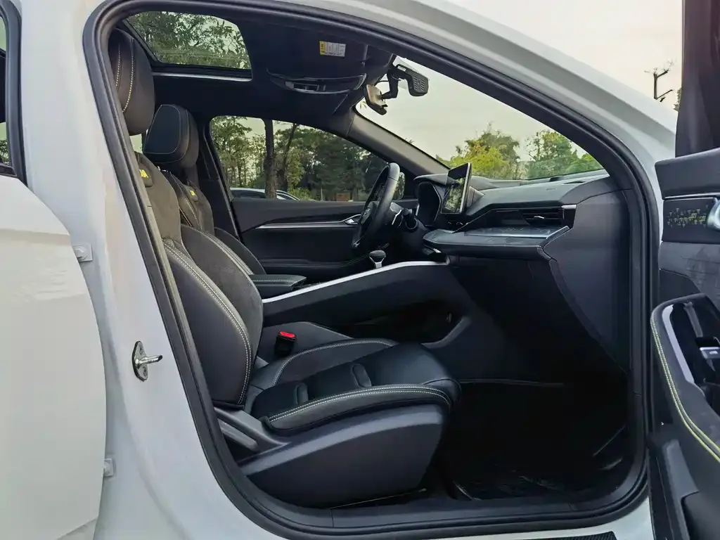 Geely Xingrui 2022 из CN, фото 4