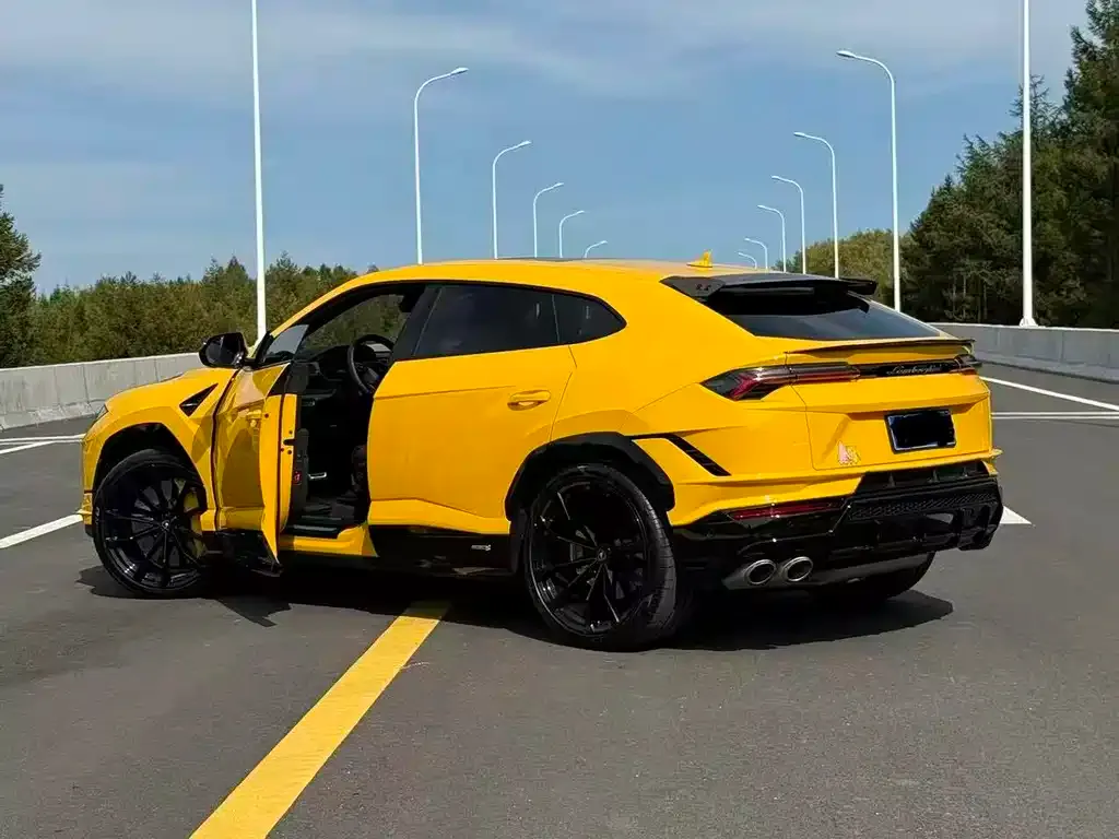 Lamborghini Urus 2024 из CN, фото 4