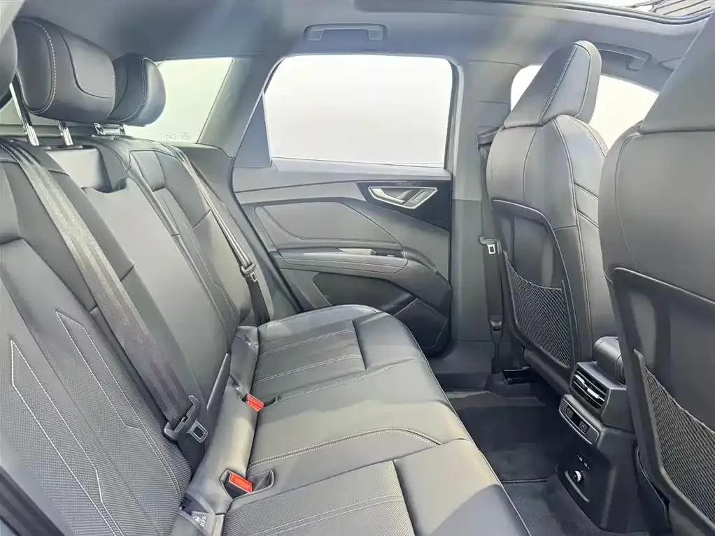 Audi Q4 e-tron 2022 из CN, фото 9