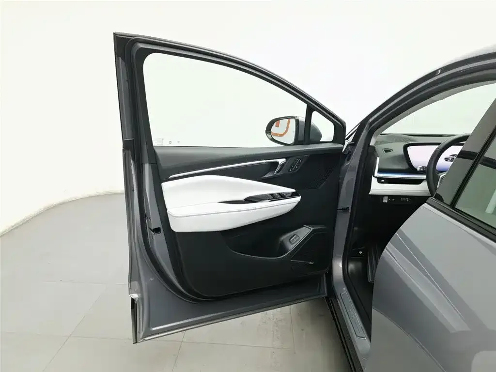 Buick E4 2024 из CN, фото 3