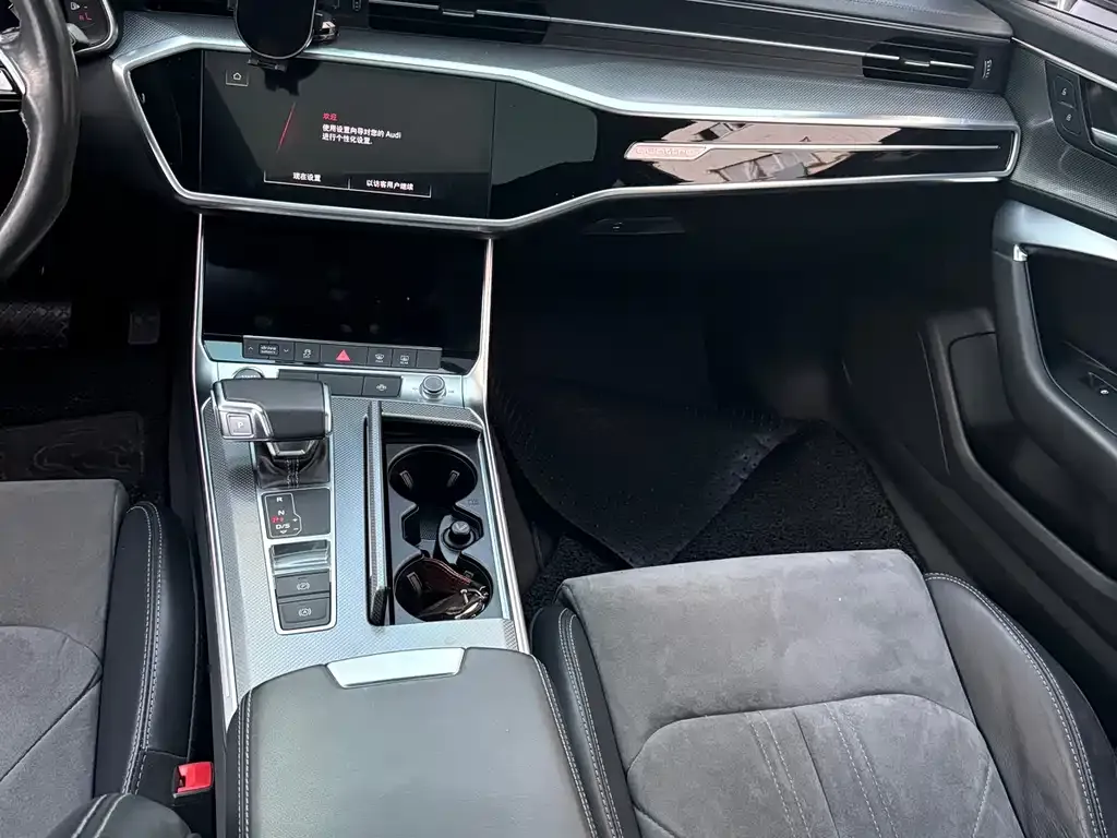 Audi A6L 2022 из CN, фото 3