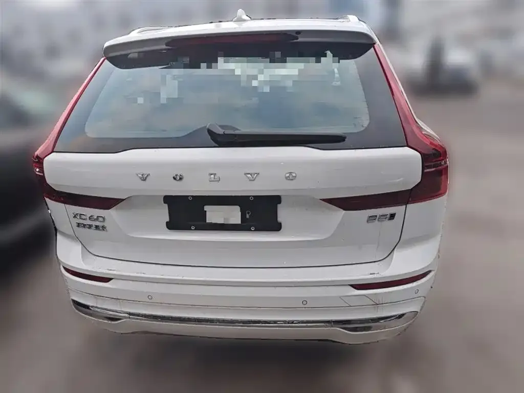 Volvo XC60 2025 из CN, фото 2