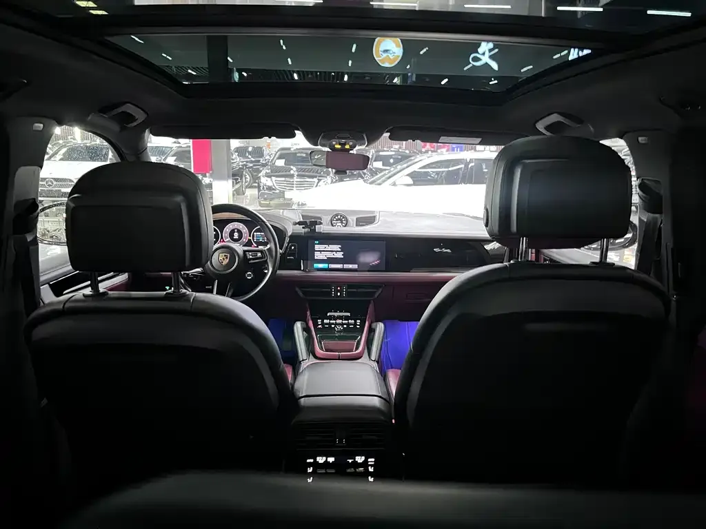 Porsche Cayenne 2024 из CN, фото 3