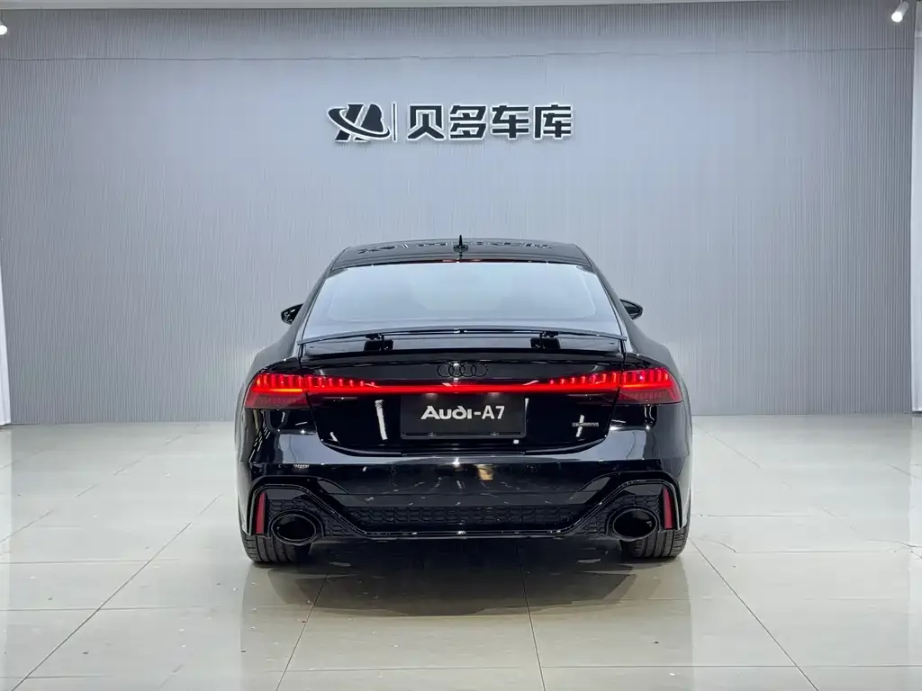 Audi A7 2023 из CN, фото 2