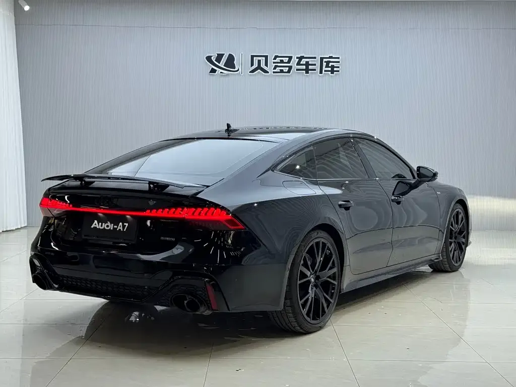 Audi A7 2023 из CN, фото 7