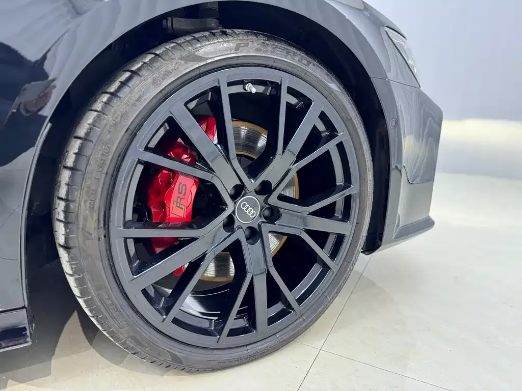 Audi A7 2023 из CN, фото 8