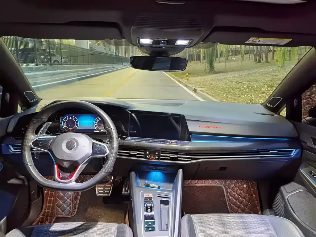 Volkswagen Golf GTI 2021 из CN, фото 8