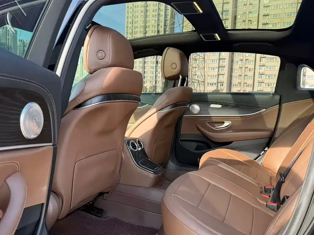 Mercedes-Benz E-Class 2021 из CN, фото 3