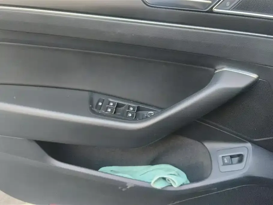 Volkswagen Magotan 2022 из CN, фото 7