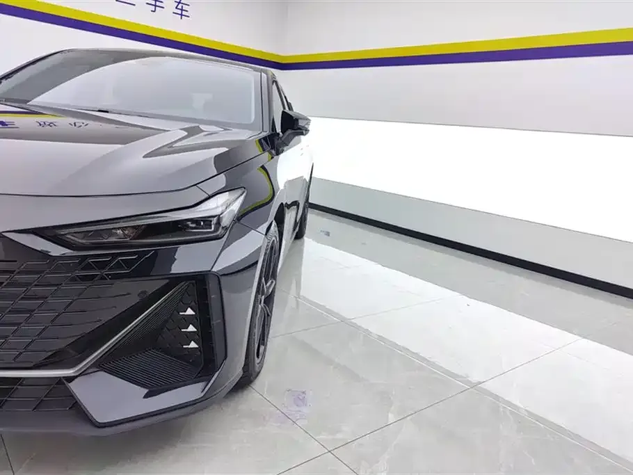 Changan UNI-V iDD 2023 из CN, фото 5
