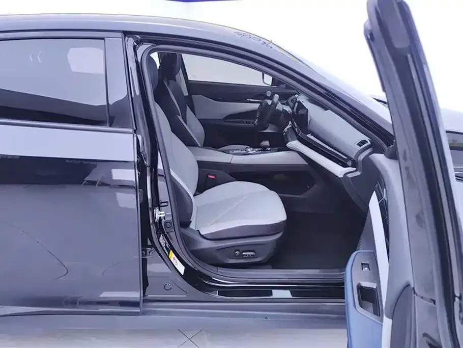 Changan UNI-V iDD 2023 из CN, фото 8