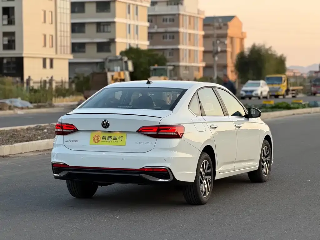 Volkswagen Lavida 2024 из CN, фото 5