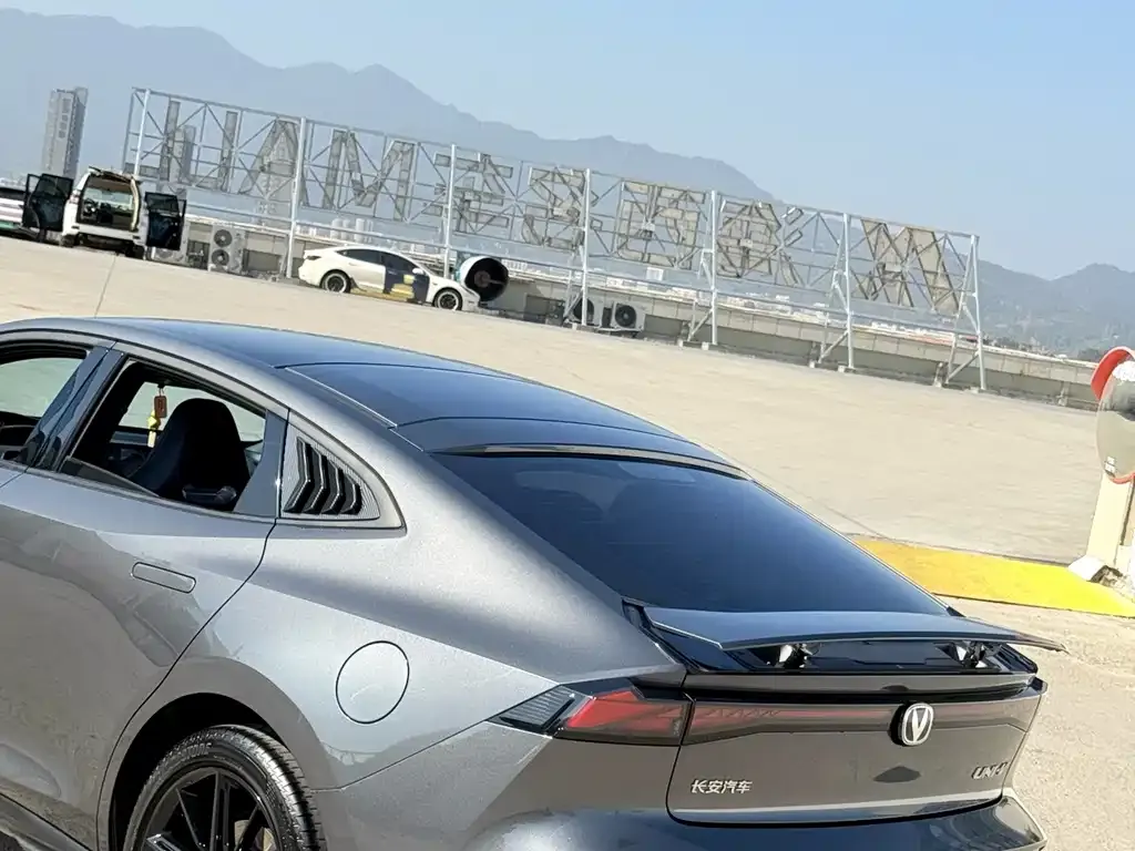 Changan UNI-V 2025 из CN, фото 8