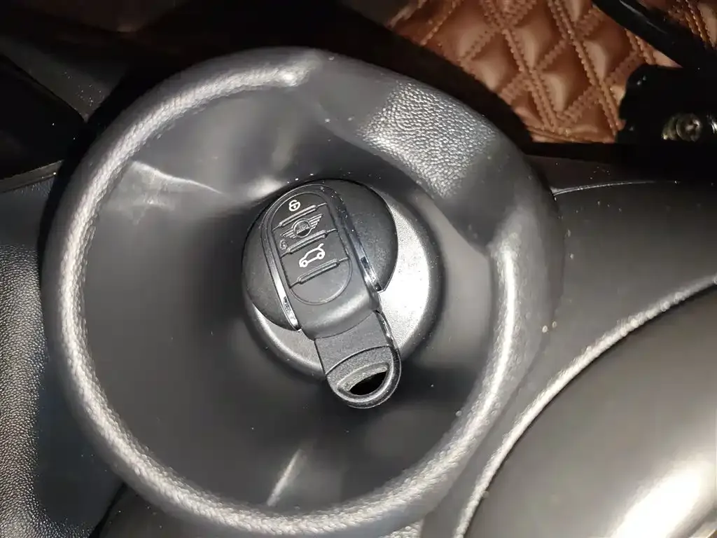 MINI Cooper (3-door) 2022 из CN, фото 3