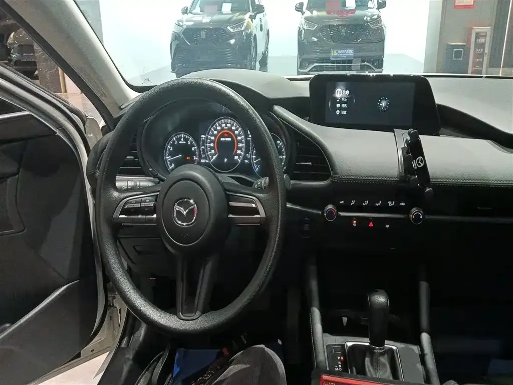 Mazda 3 Axela 2022 из CN, фото 10