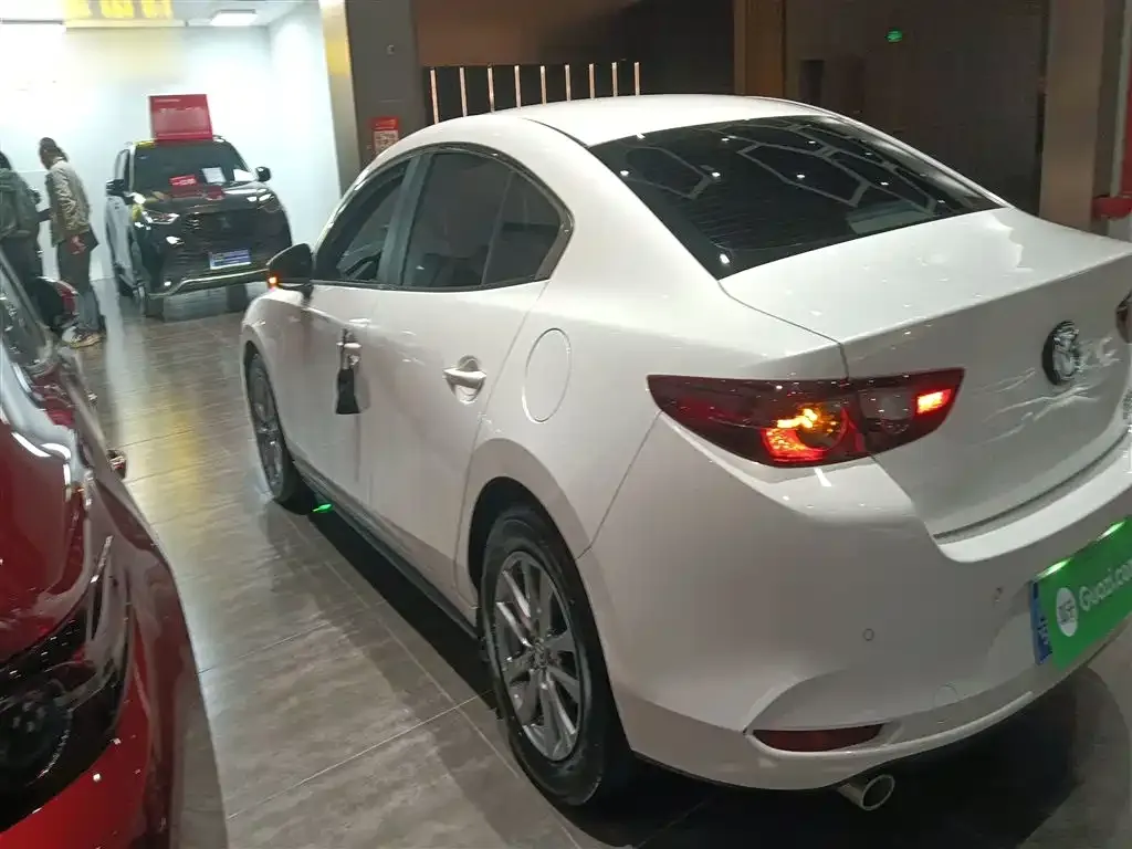 Mazda 3 Axela 2022 из CN, фото 5