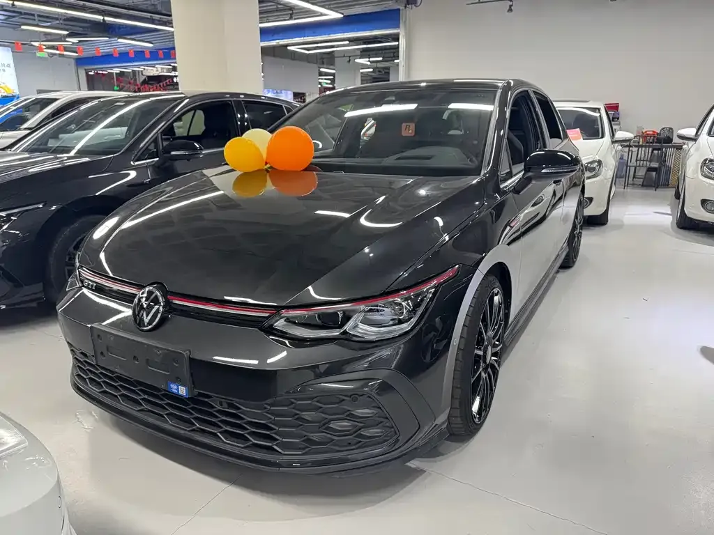Volkswagen Golf GTI 2024 из CN, фото 1