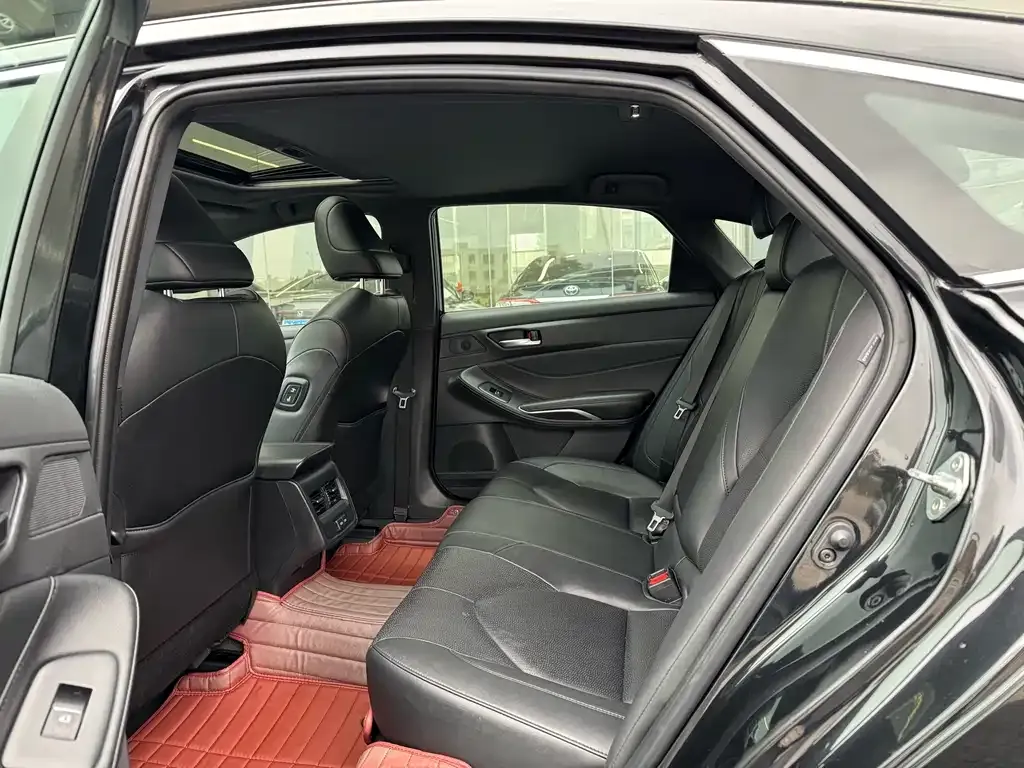 Toyota Avalon 2023 из CN, фото 6