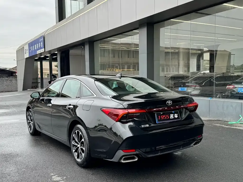 Toyota Avalon 2023 из CN, фото 7