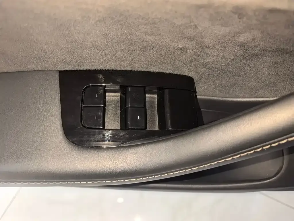 Tesla Model 3 2021 из CN, фото 7