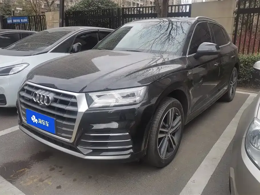 Audi Q5L 2021 из CN, фото 1