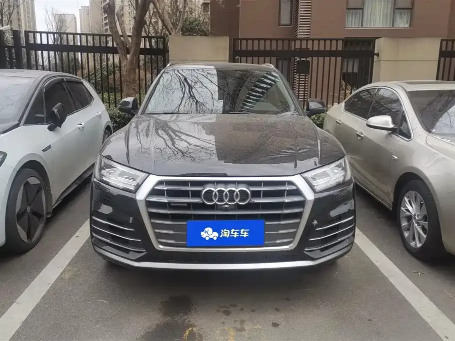 Audi Q5L 2021 из CN, фото 8
