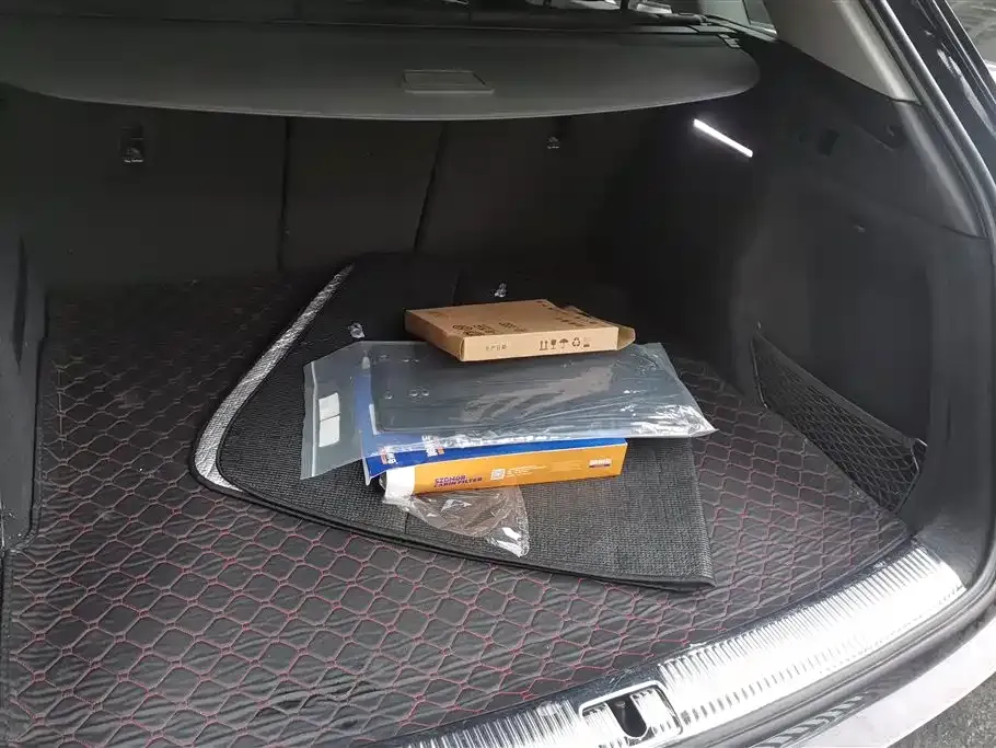 Audi Q5L 2021 из CN, фото 9