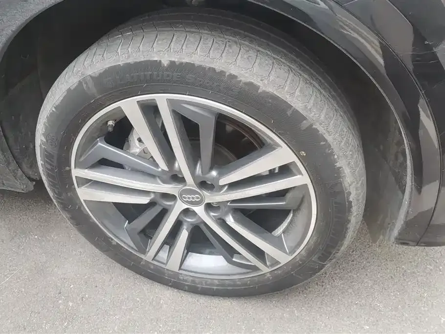 Audi Q5L 2021 из CN, фото 4