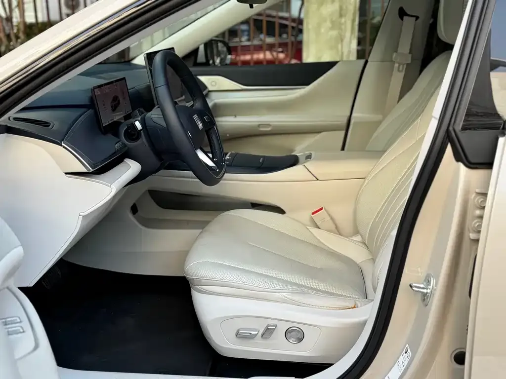 Buick Electra L7 2025 из CN, фото 7