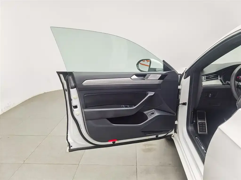 Volkswagen CC 2021 из CN, фото 7